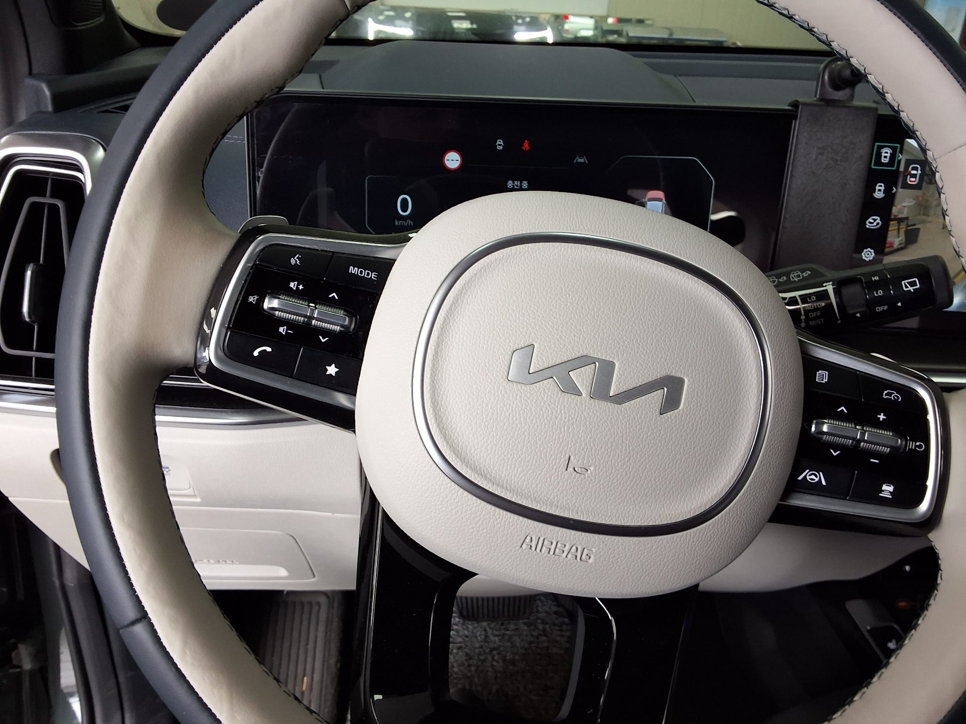 2025 - kia sorento