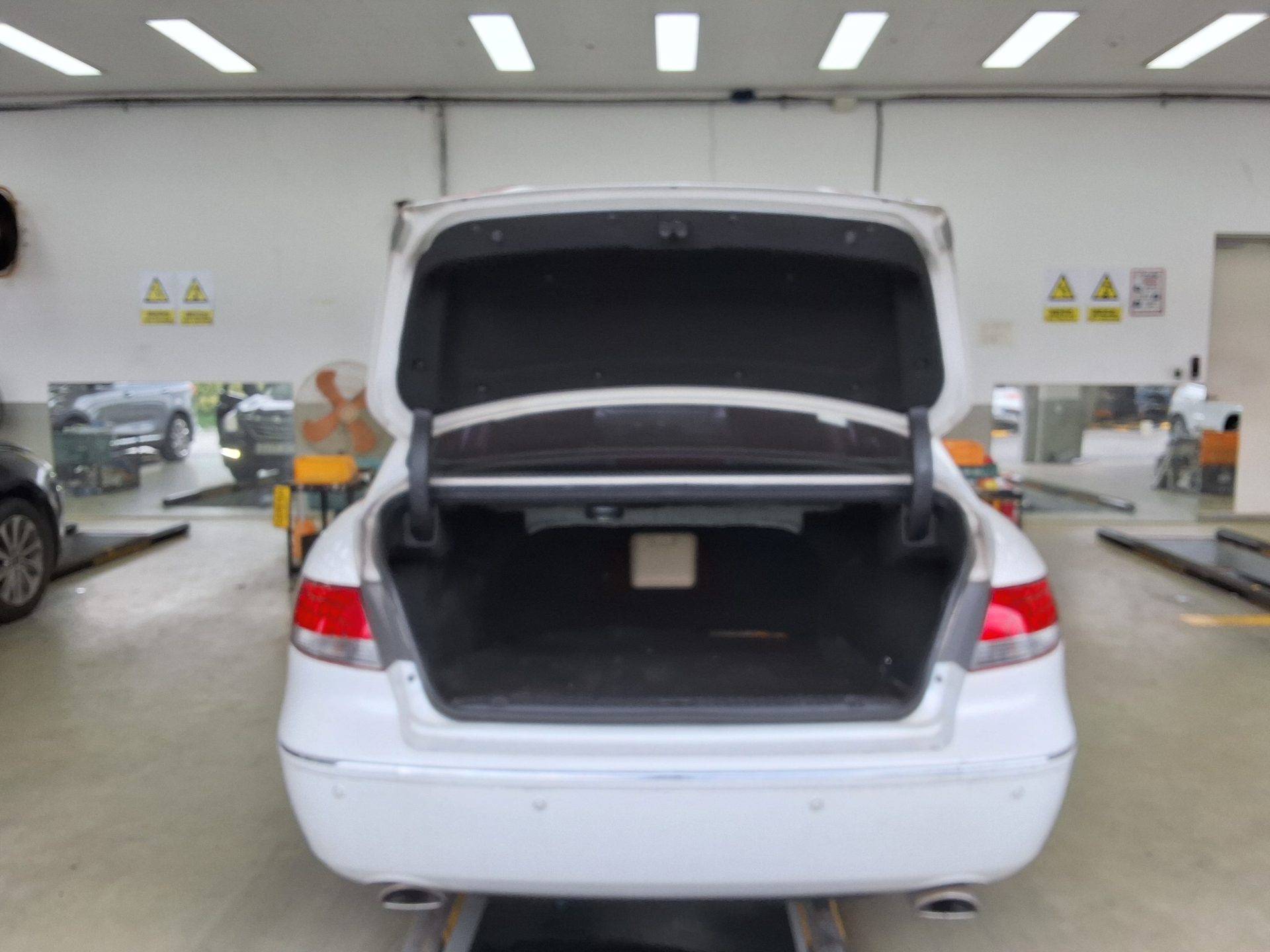 2009 - hyundai grandeur