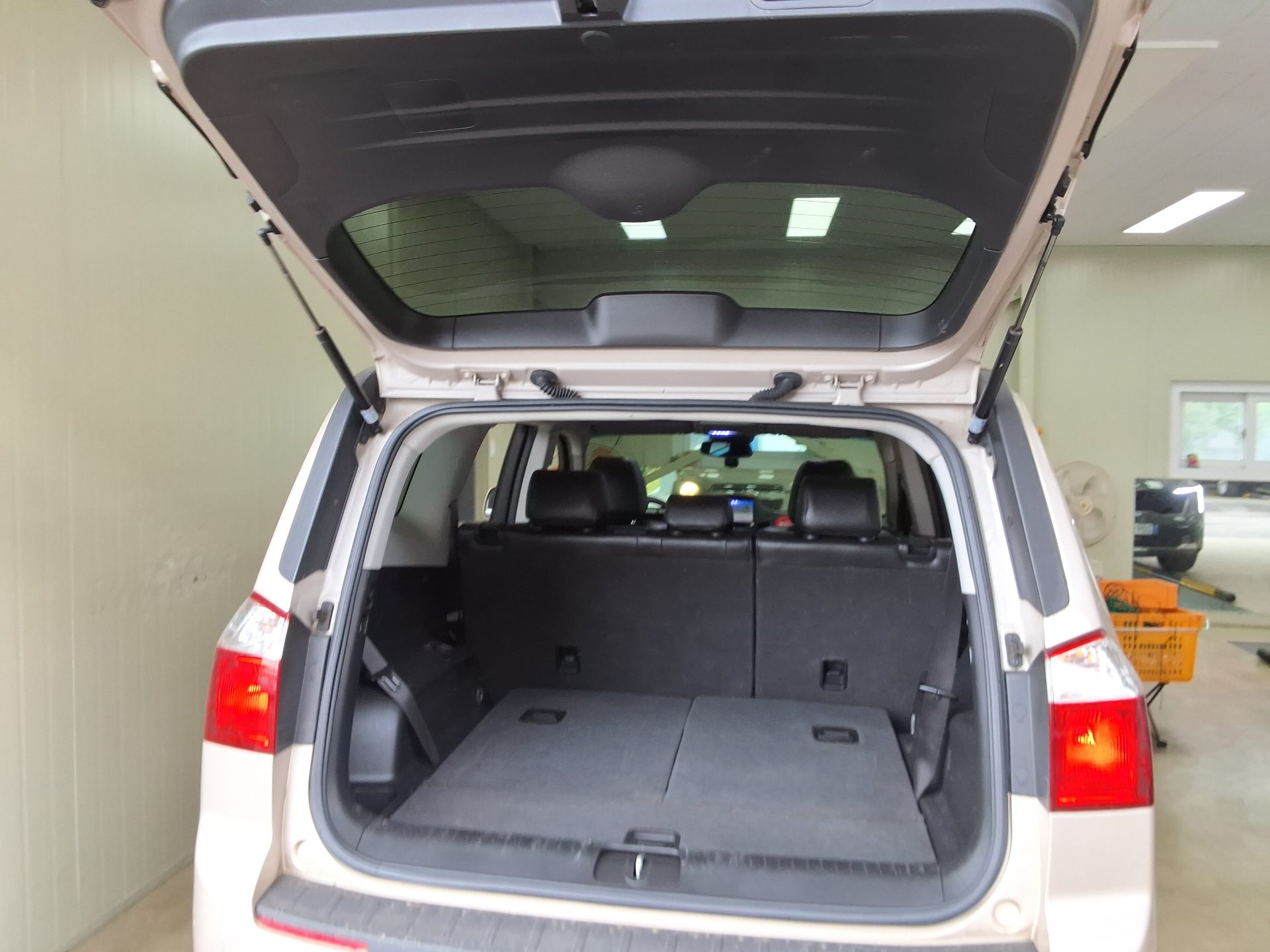 2012 - chevrolet orlando