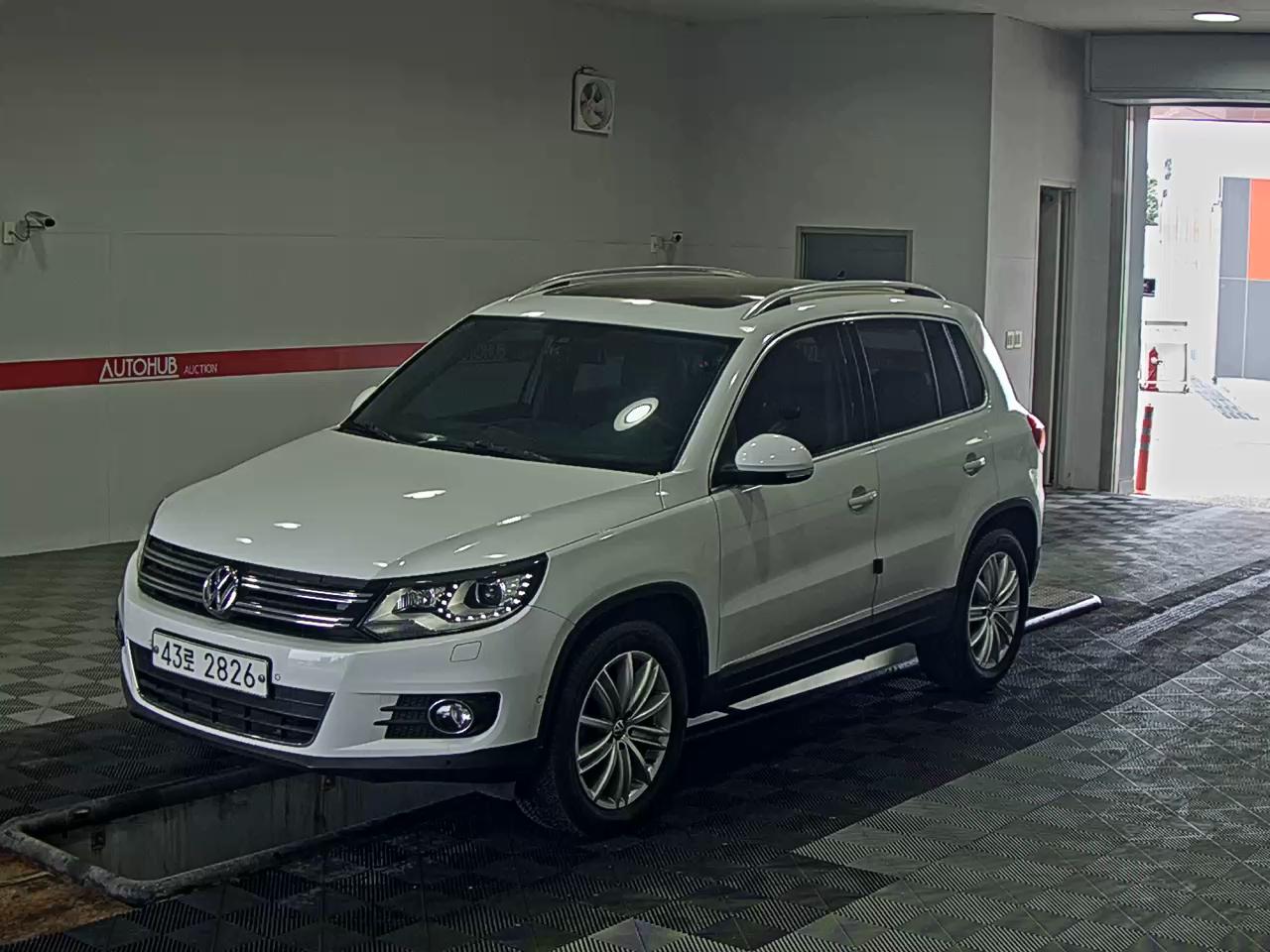 VOLKSWAGEN TIGUAN TDI BLUEMOTION