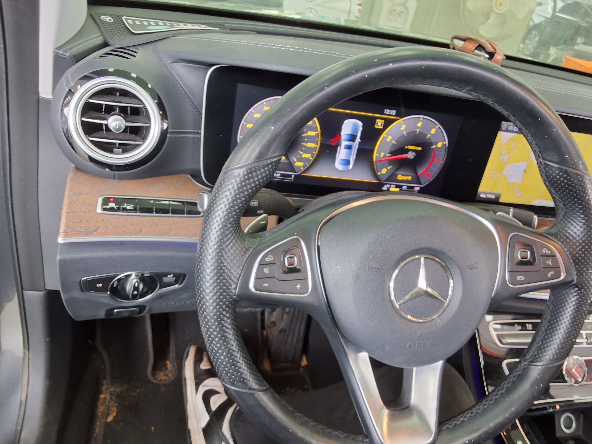 2018 - mercedes-benz e300