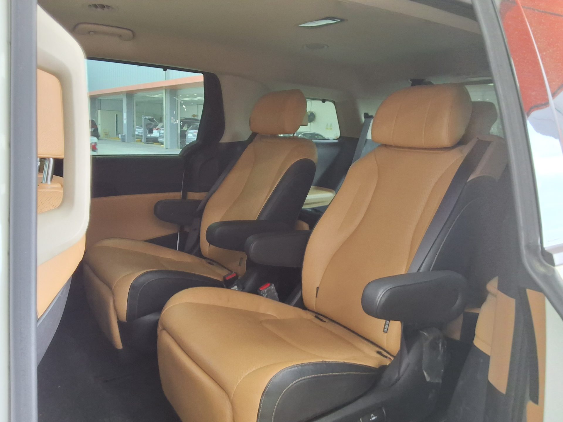 2021 - kia carnival