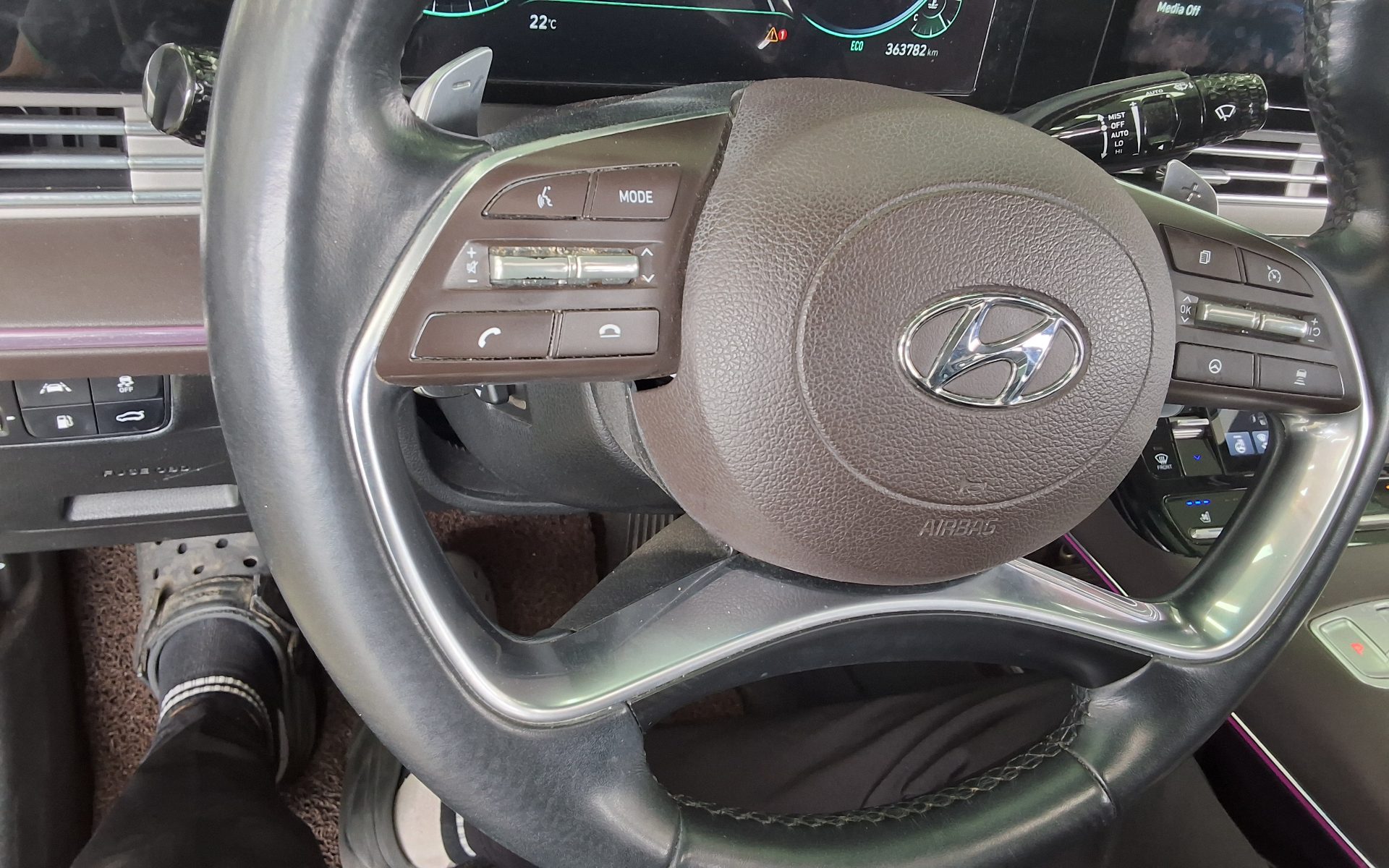 2022 - hyundai grandeur