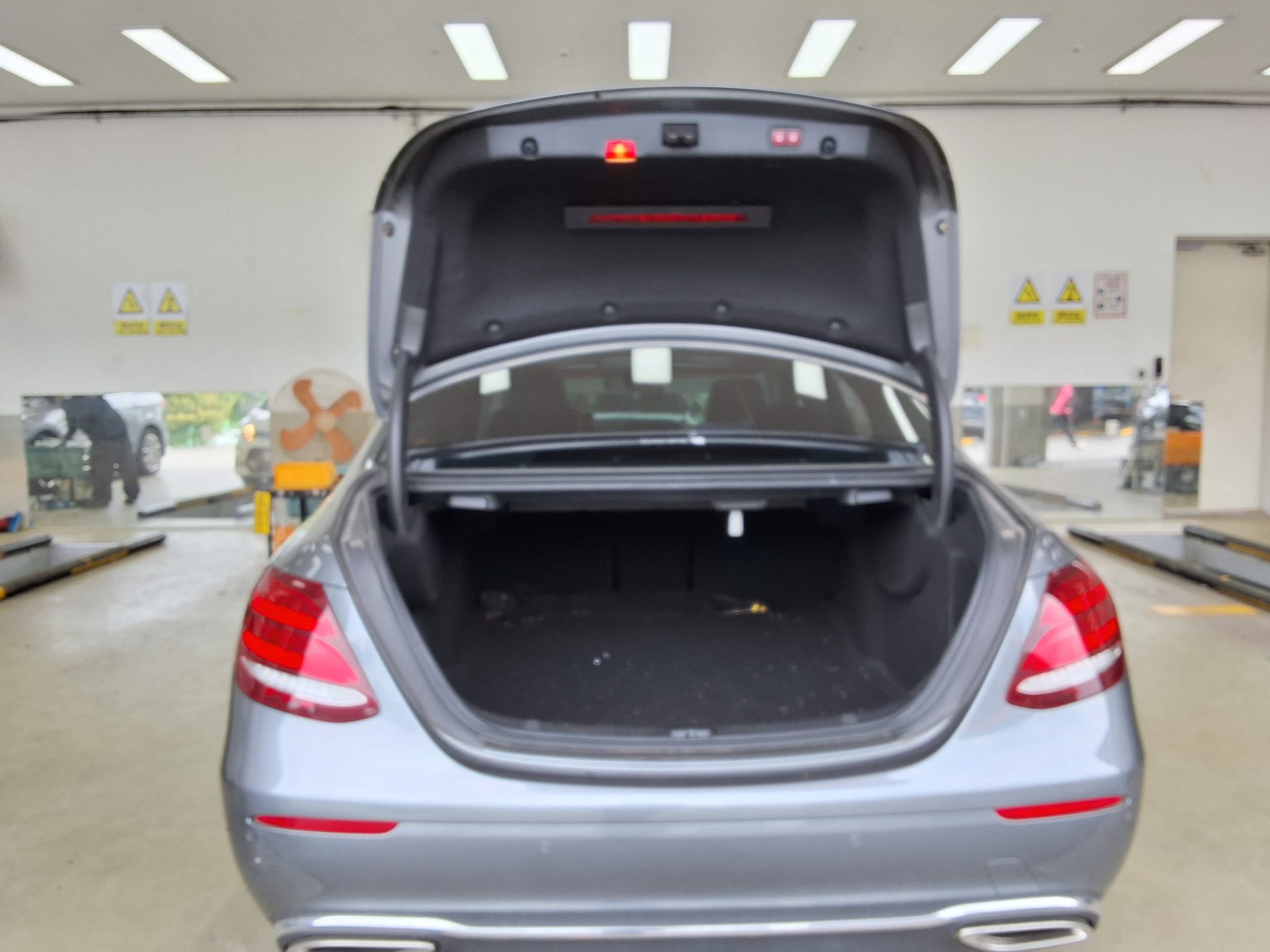 2018 - mercedes-benz e300