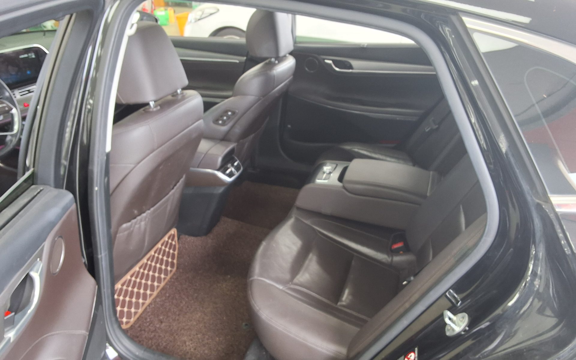 2022 - hyundai grandeur