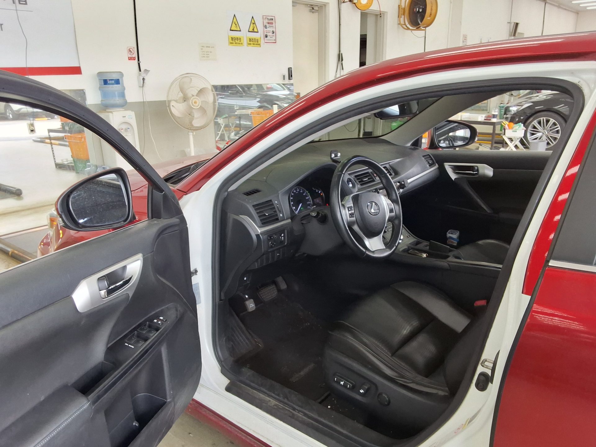 2012 - lexus ct 200h