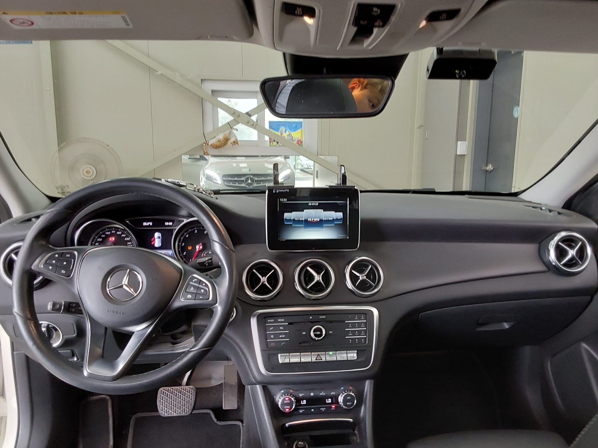 2018 - mercedes-benz gla 220