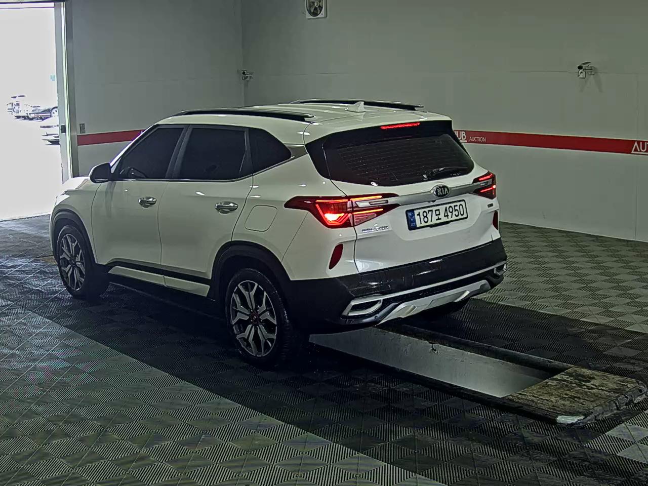 2022 - kia seltos