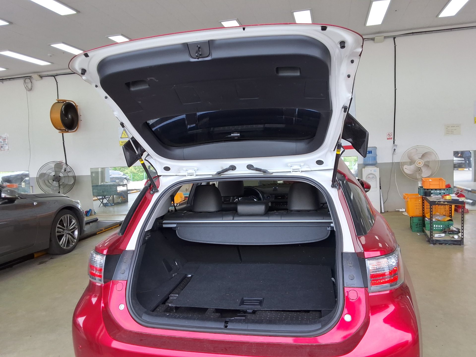 2012 - lexus ct 200h
