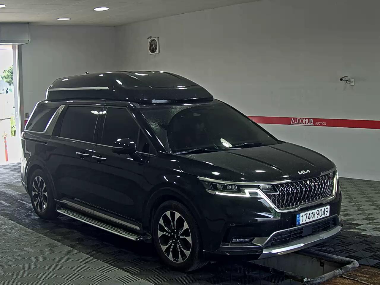 2023 - kia carnival