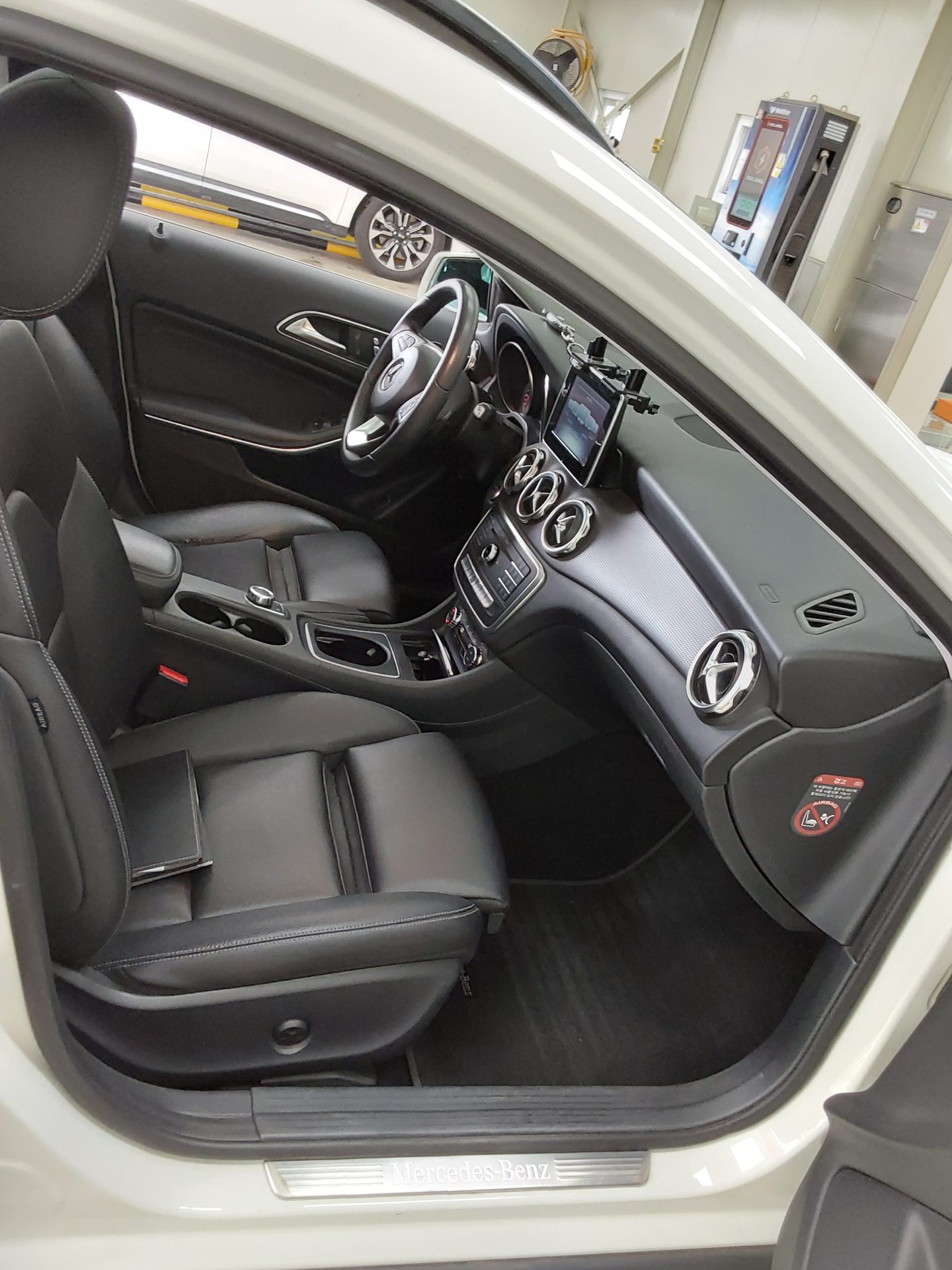 2018 - mercedes-benz gla 220
