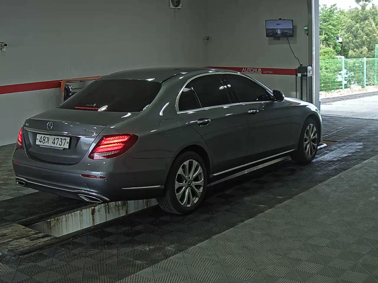 2018 - mercedes-benz e300