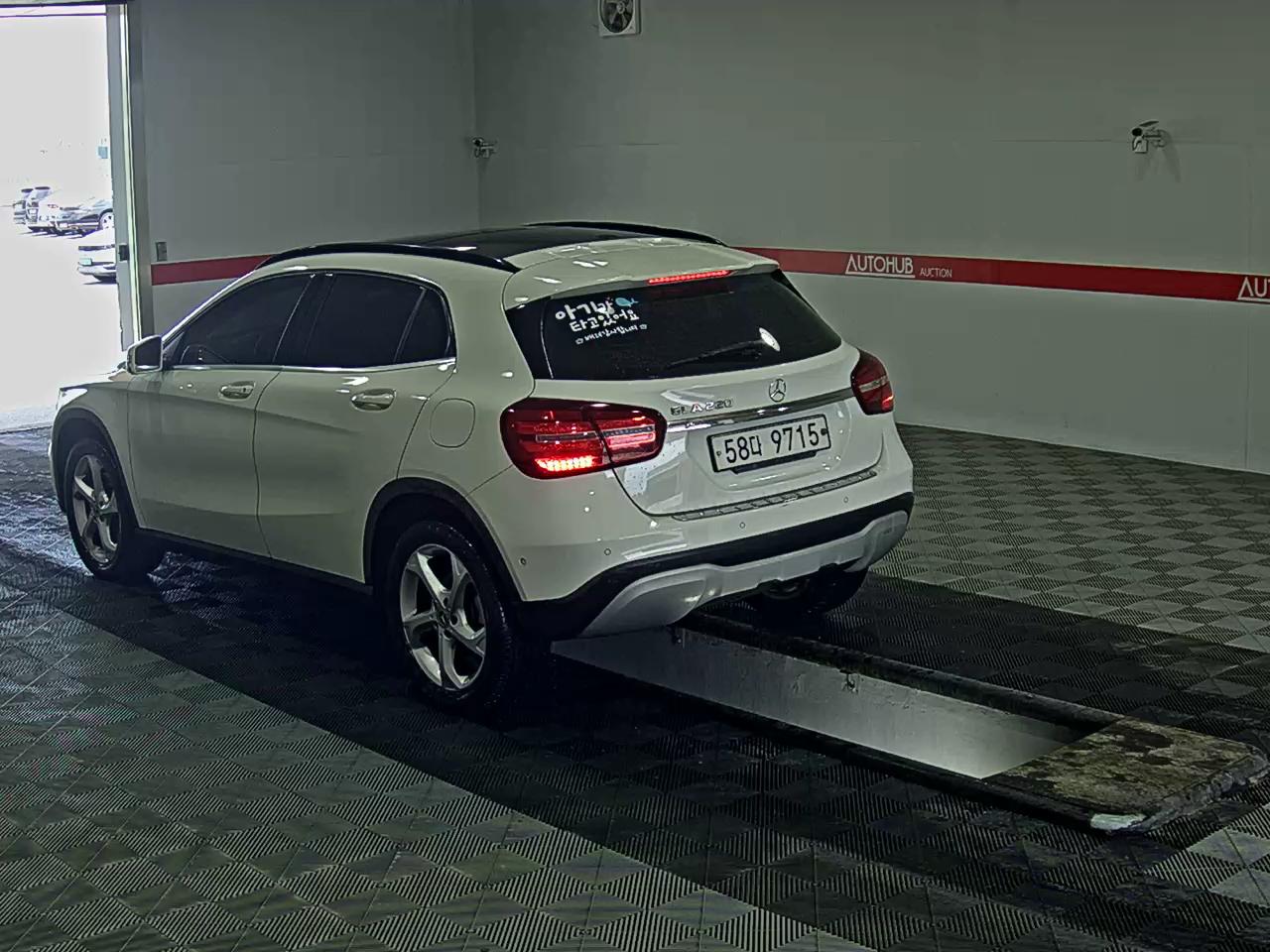 2018 - mercedes-benz gla 220