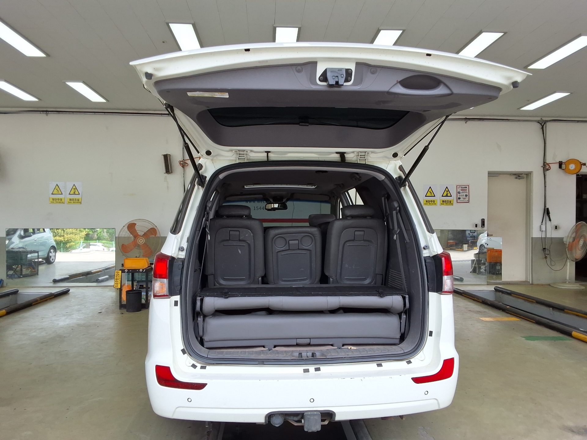 KG Mobility Korando Turismo - 15