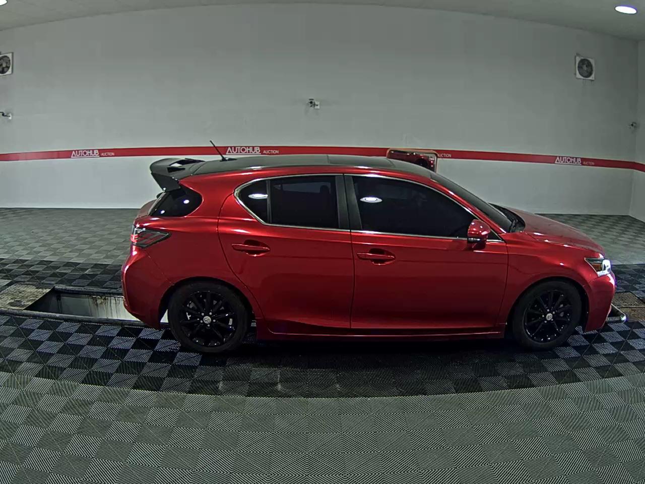 2012 - lexus ct 200h