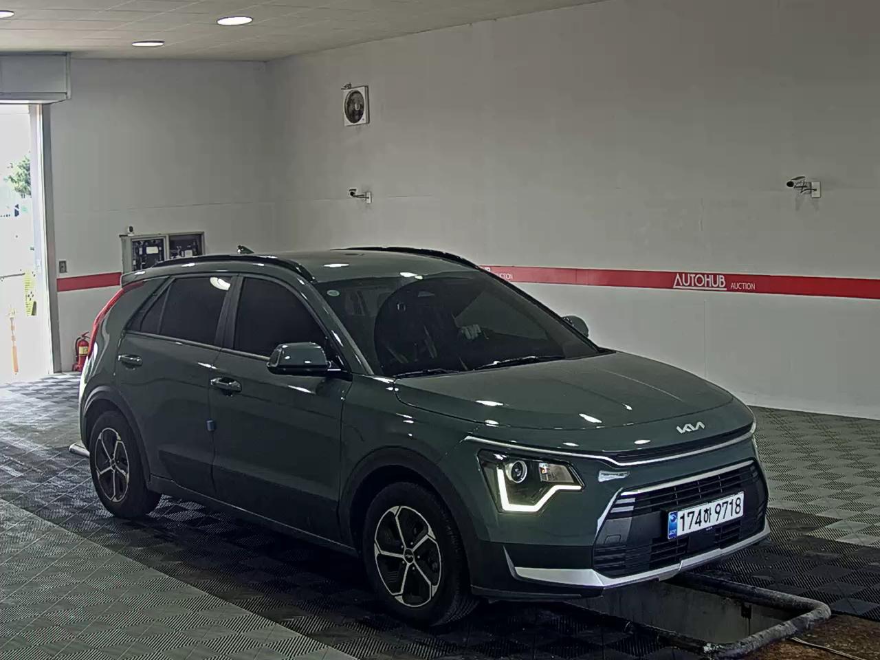 2023 - kia niro