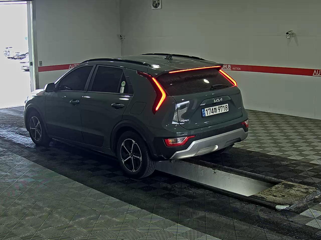 2023 - kia niro