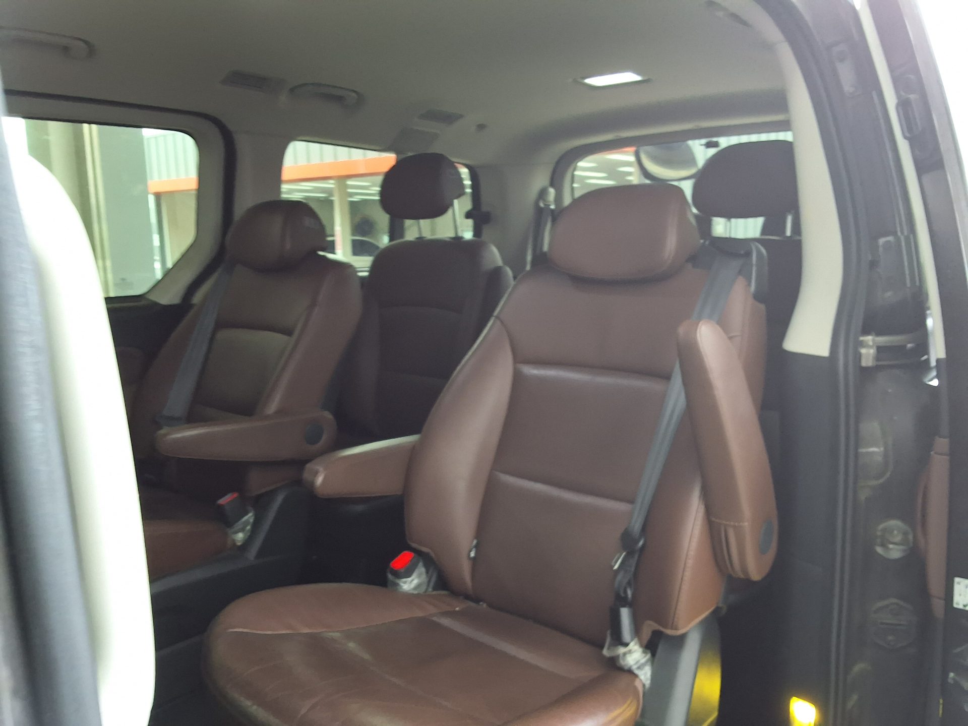 2019 - hyundai grand starex