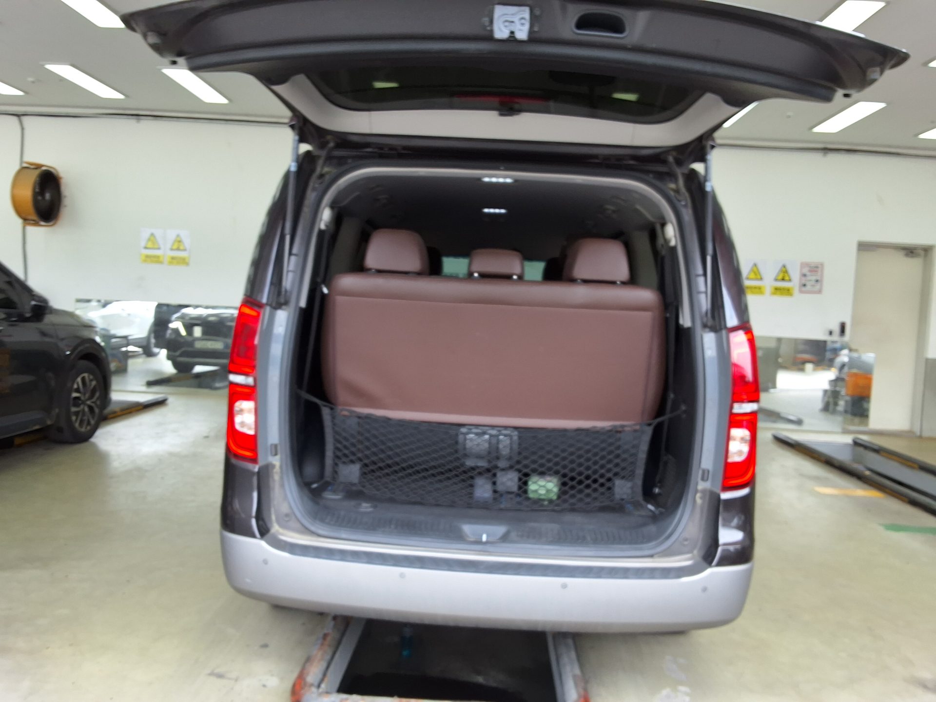 2019 - hyundai grand starex