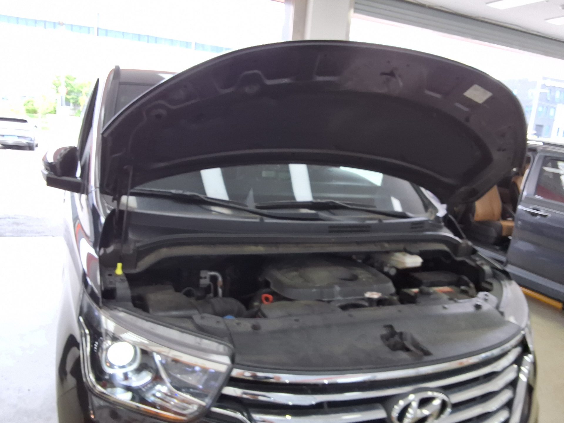 2019 - hyundai grand starex