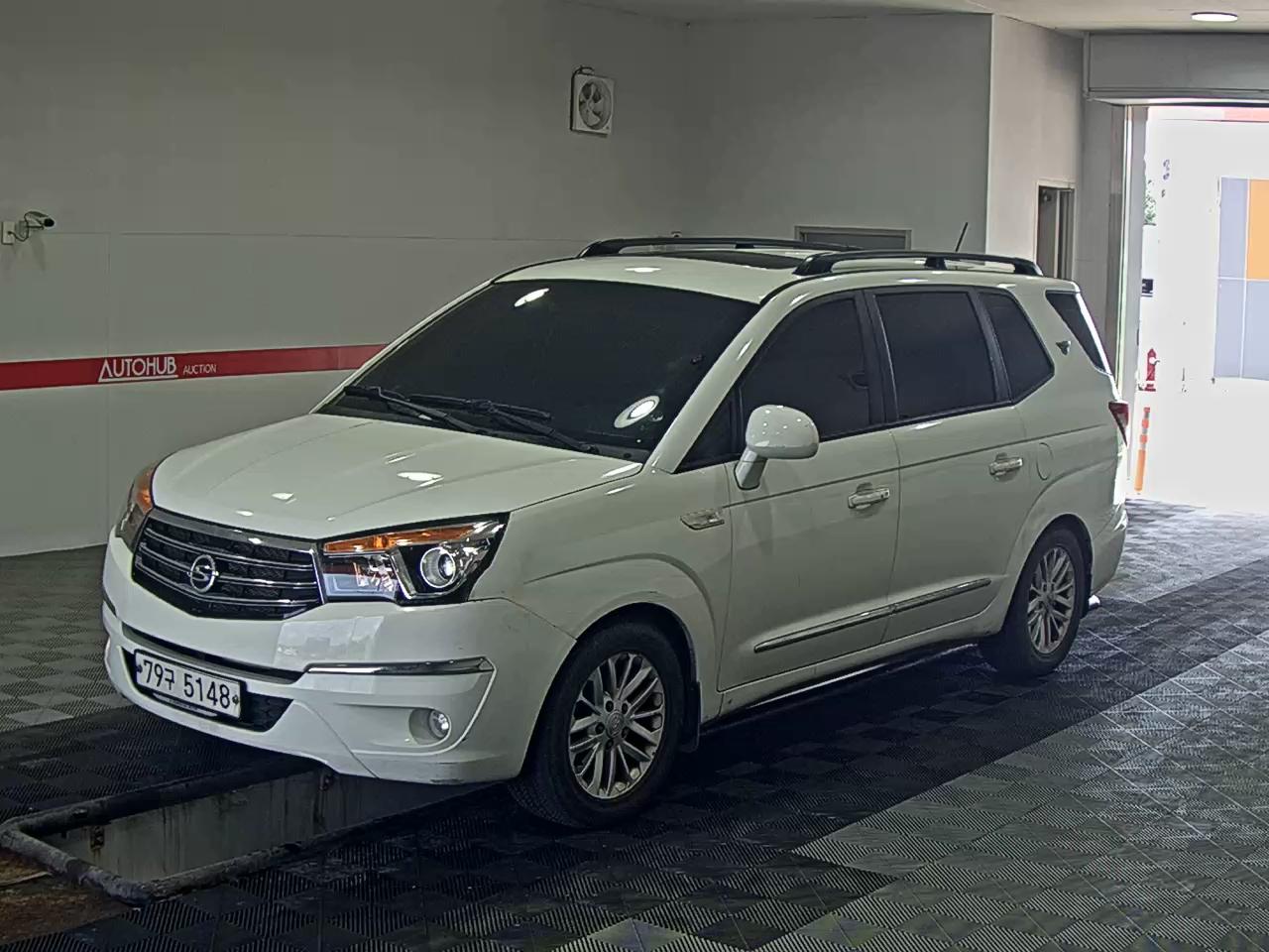 KG Mobility Korando Turismo