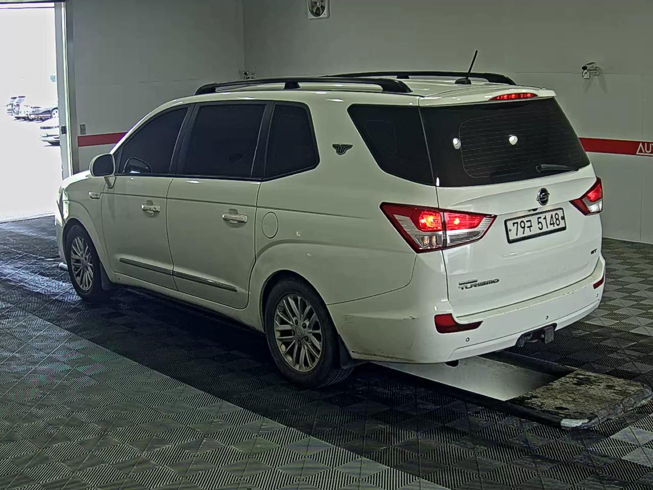 KG Mobility Korando Turismo - 5