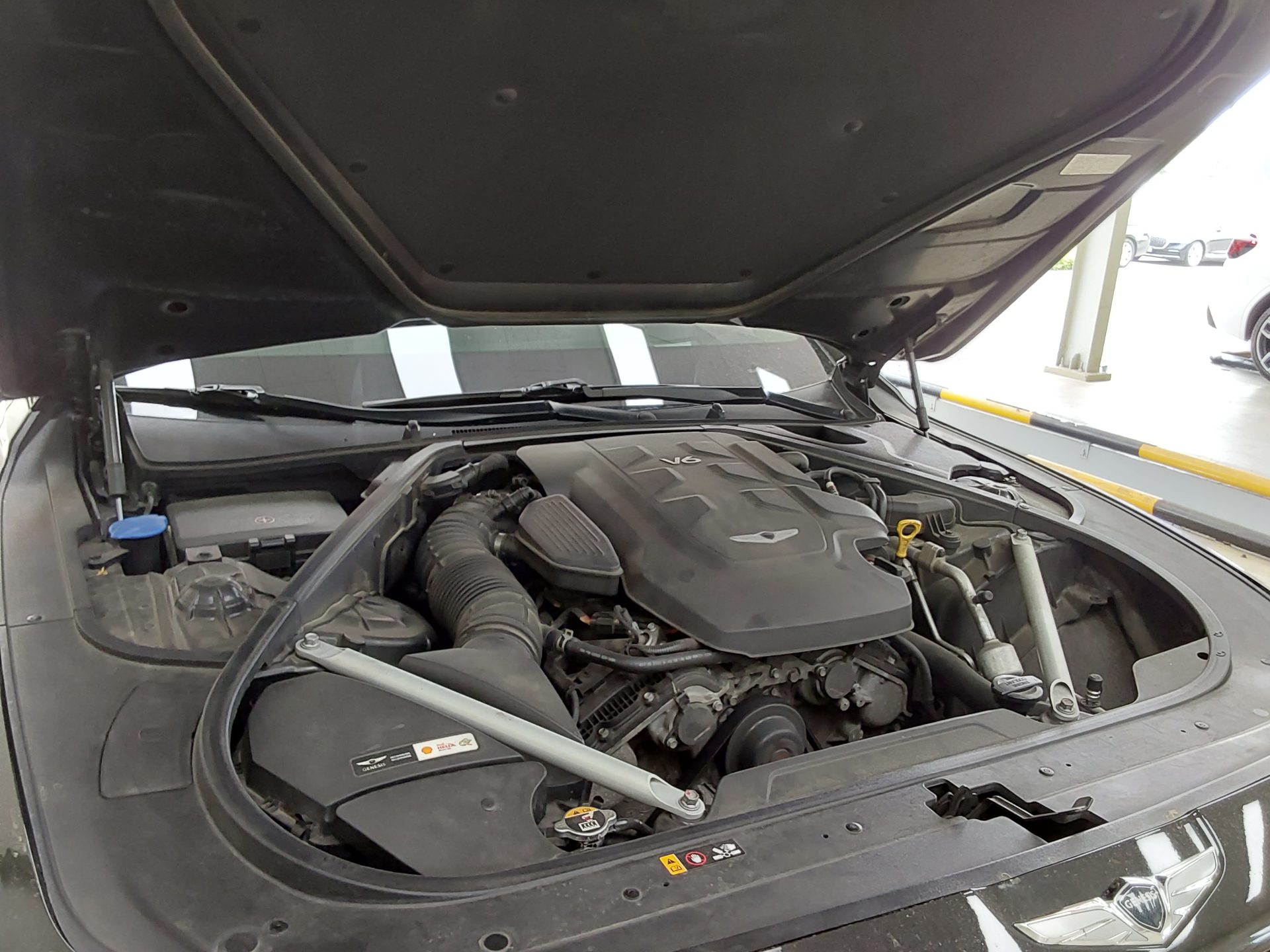 2021 - genesis g90