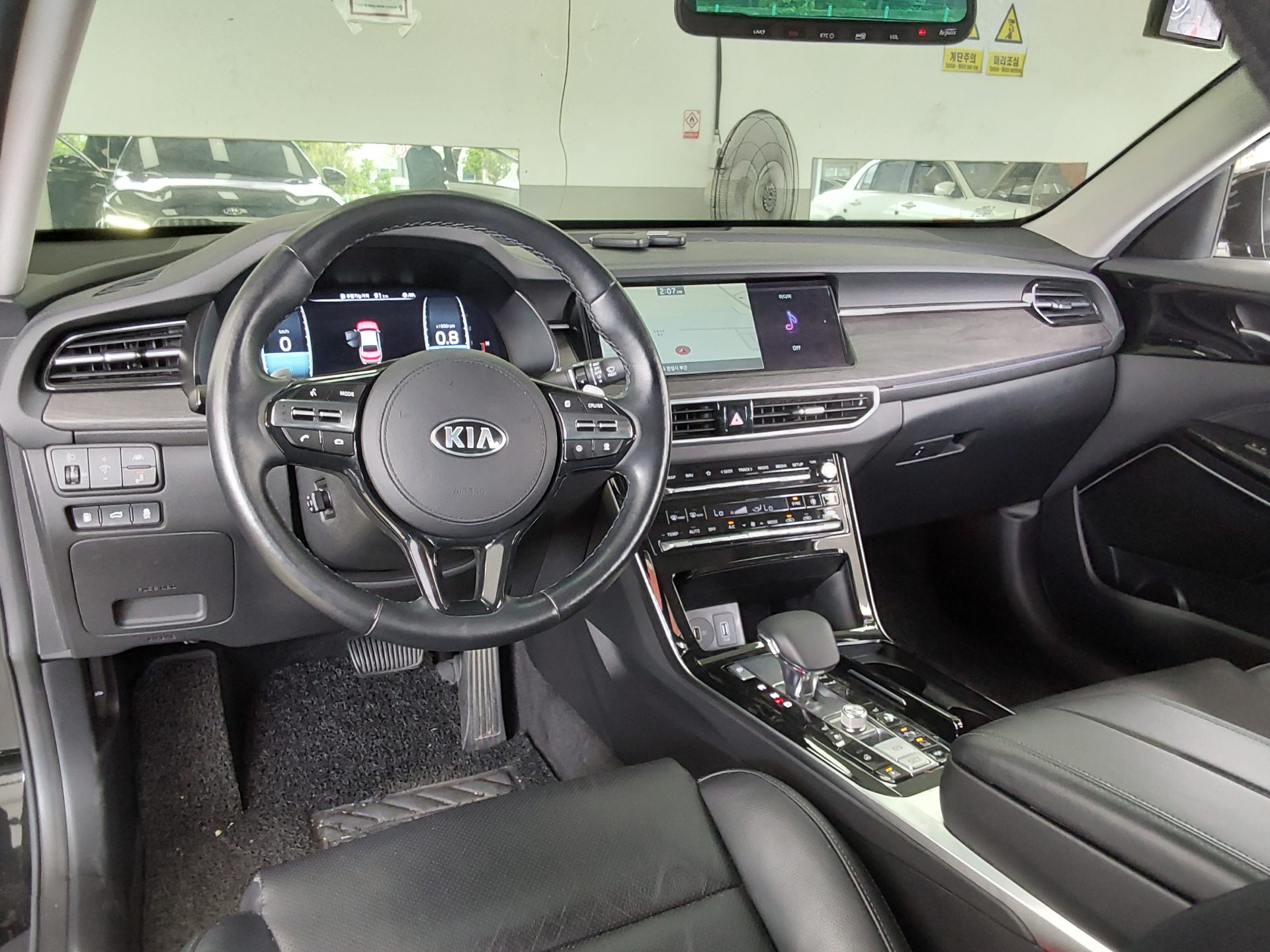2021 - kia k7