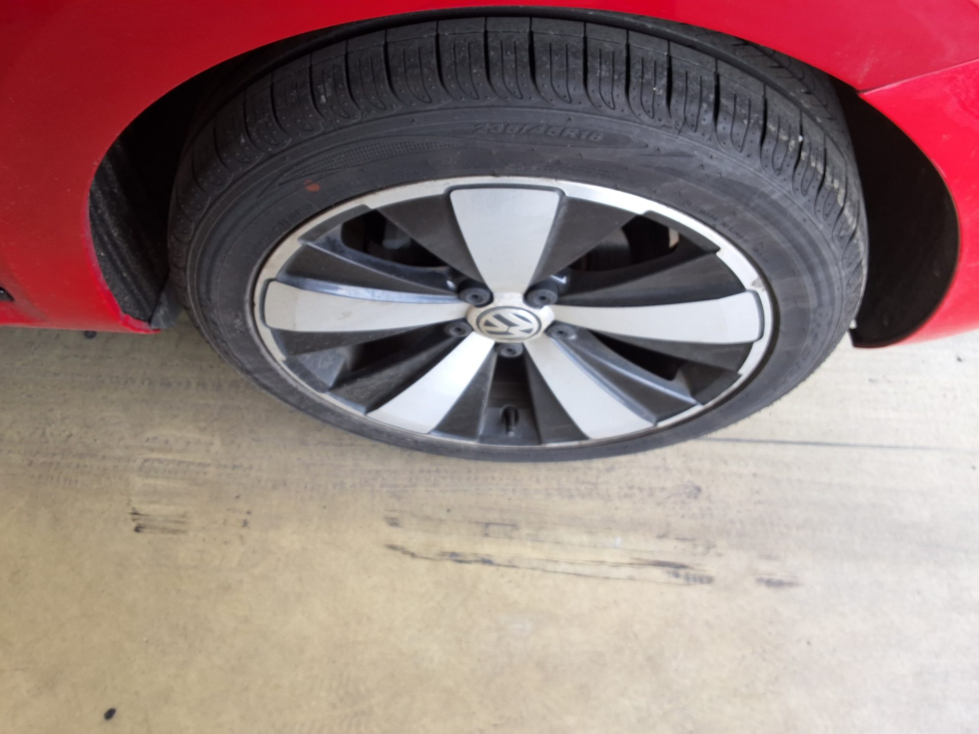 2014 - volkswagen beetle