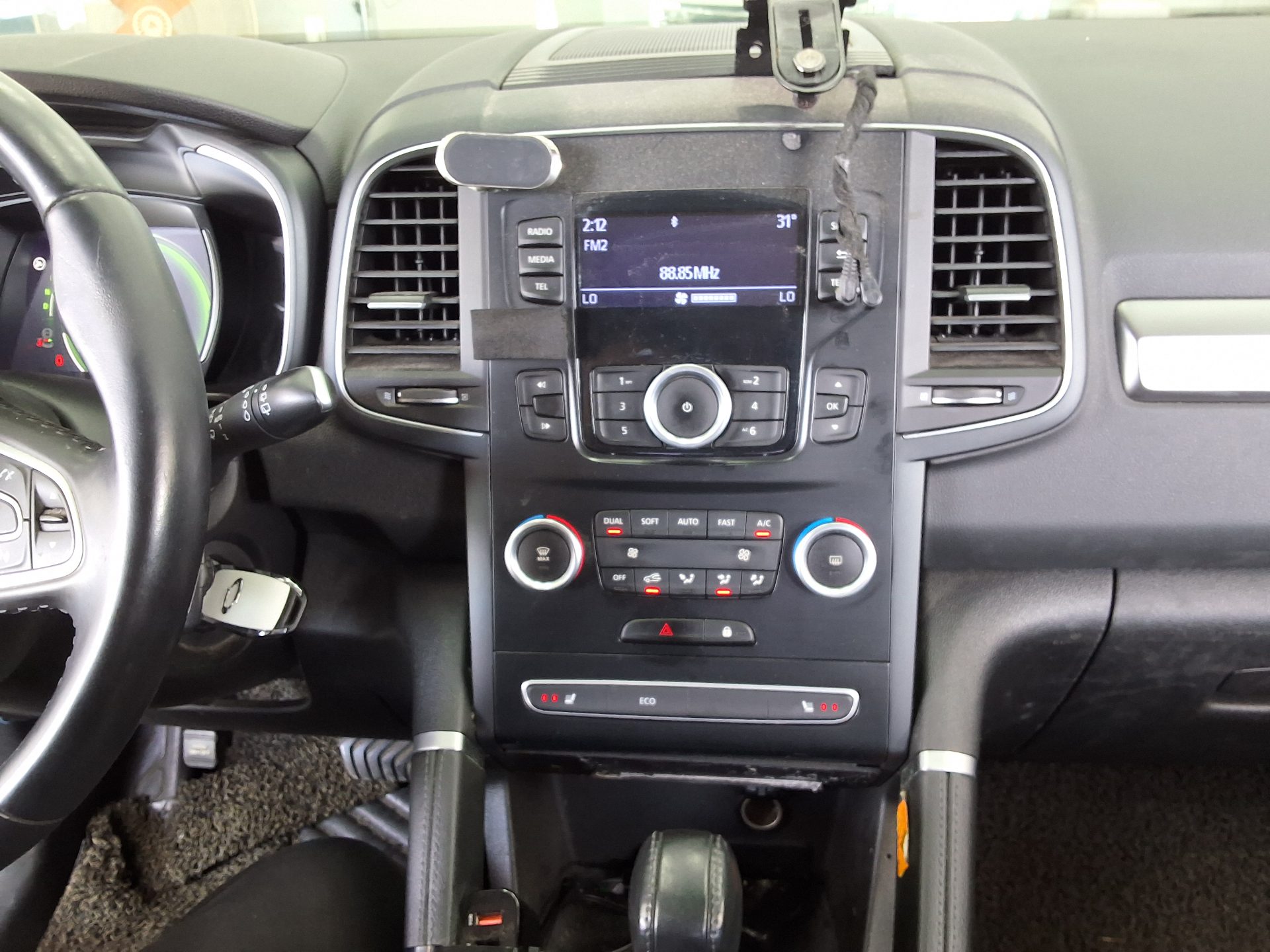2022 - renault qm6