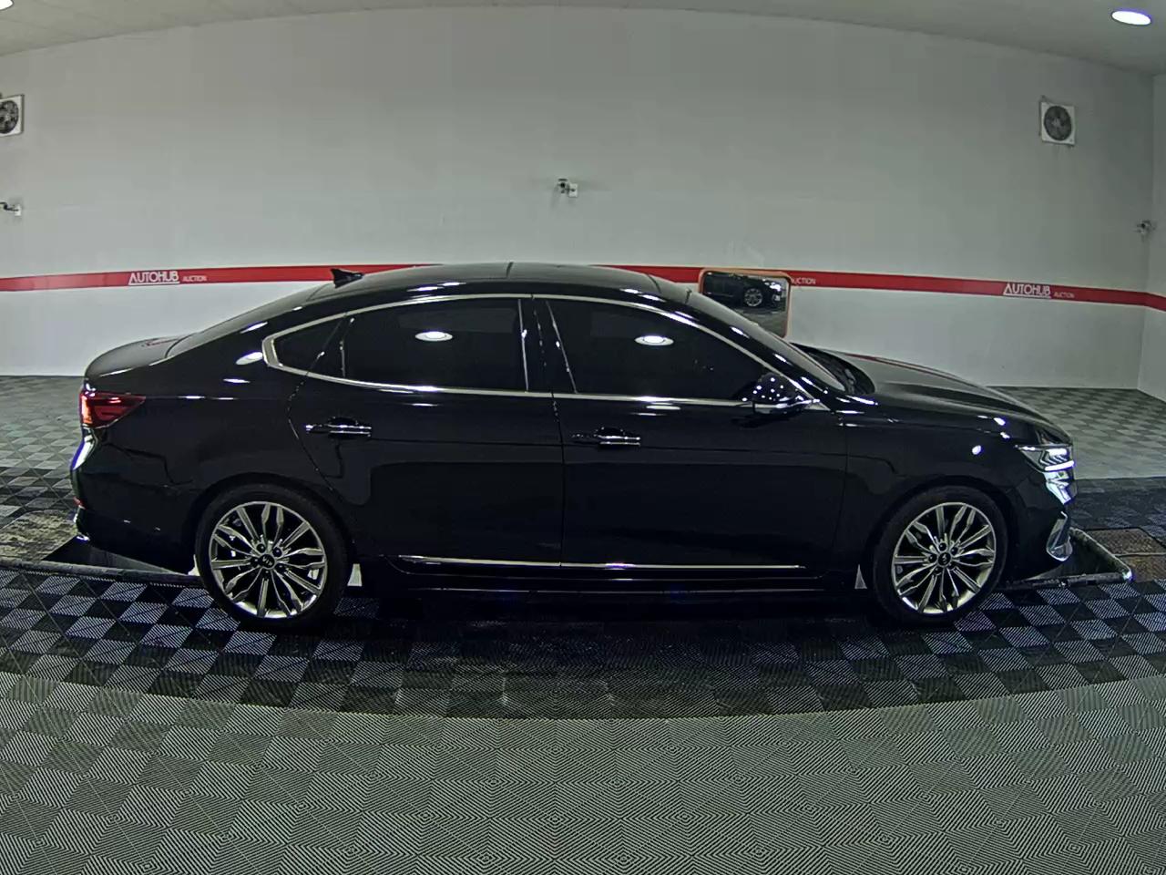 2021 - kia k7