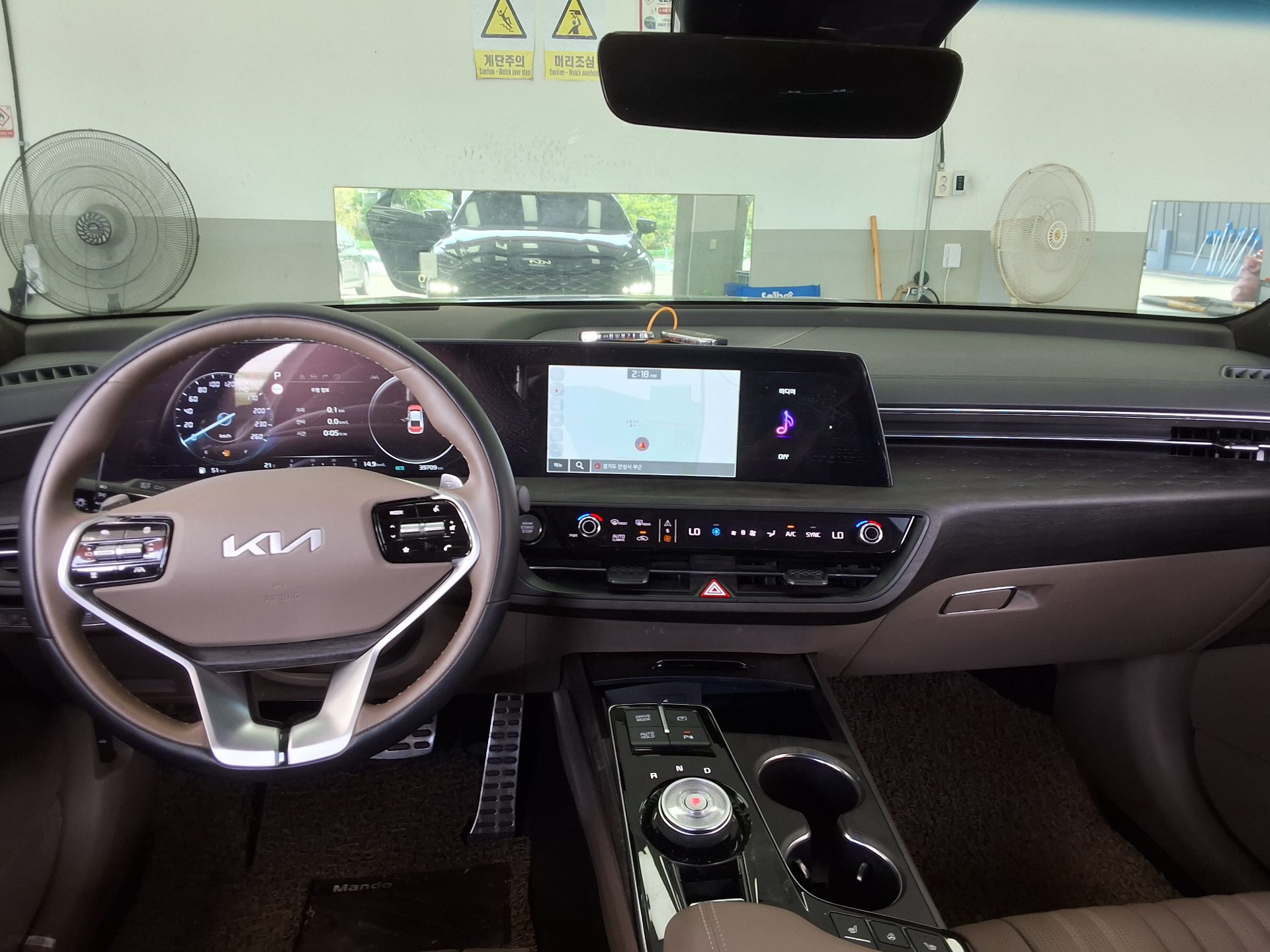 2024 - kia k8