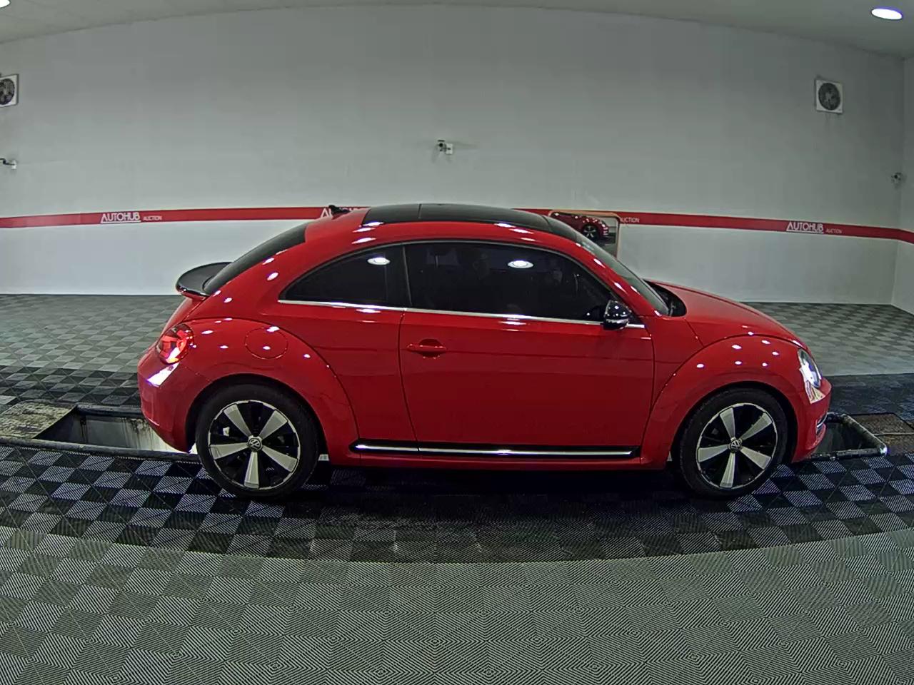 2014 - volkswagen beetle