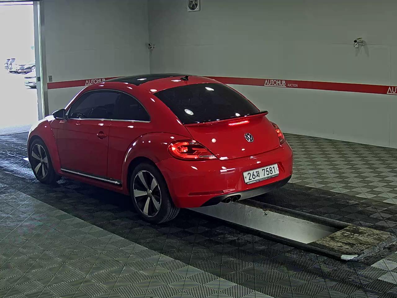 2014 - volkswagen beetle