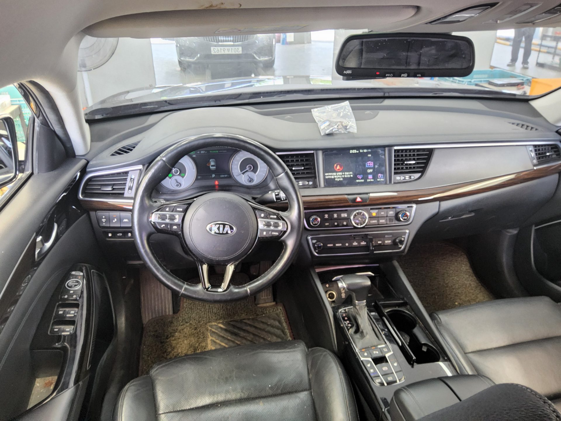 2019 - kia k7