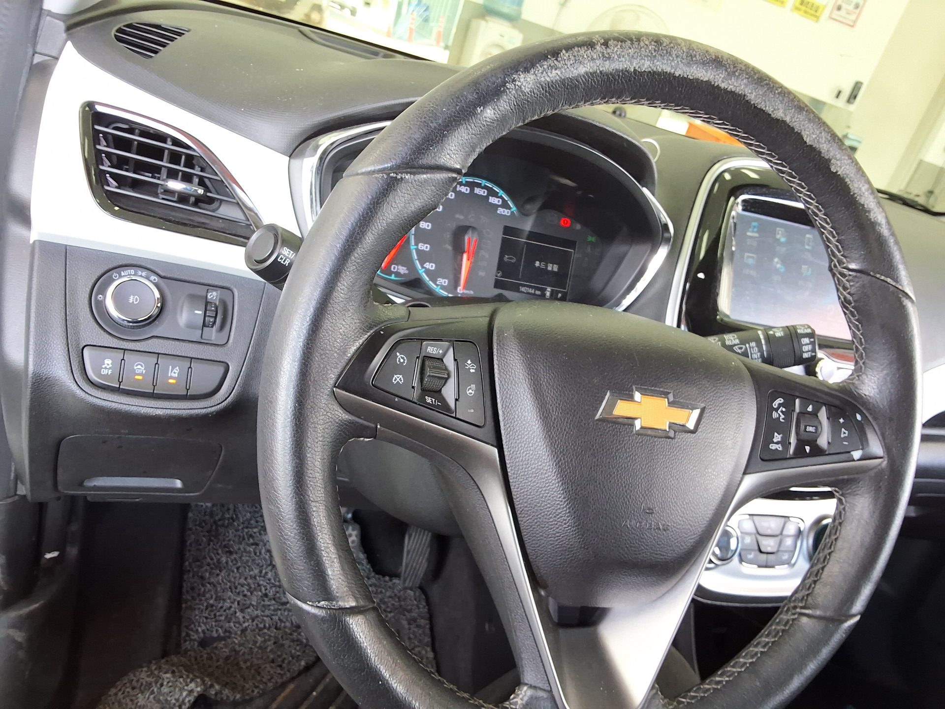 2016 - chevrolet spark