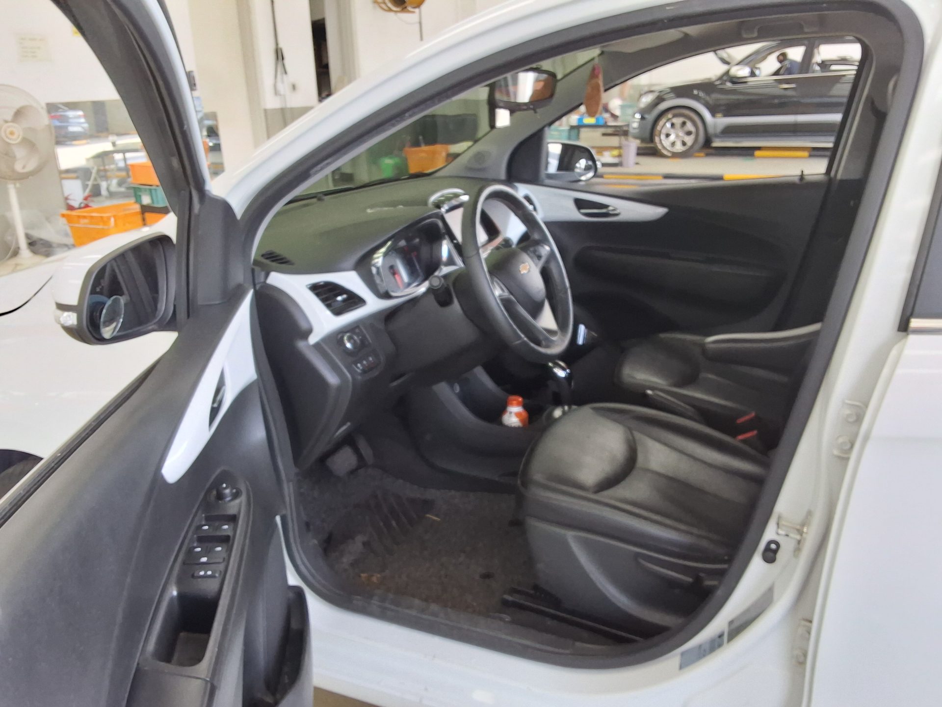 2016 - chevrolet spark