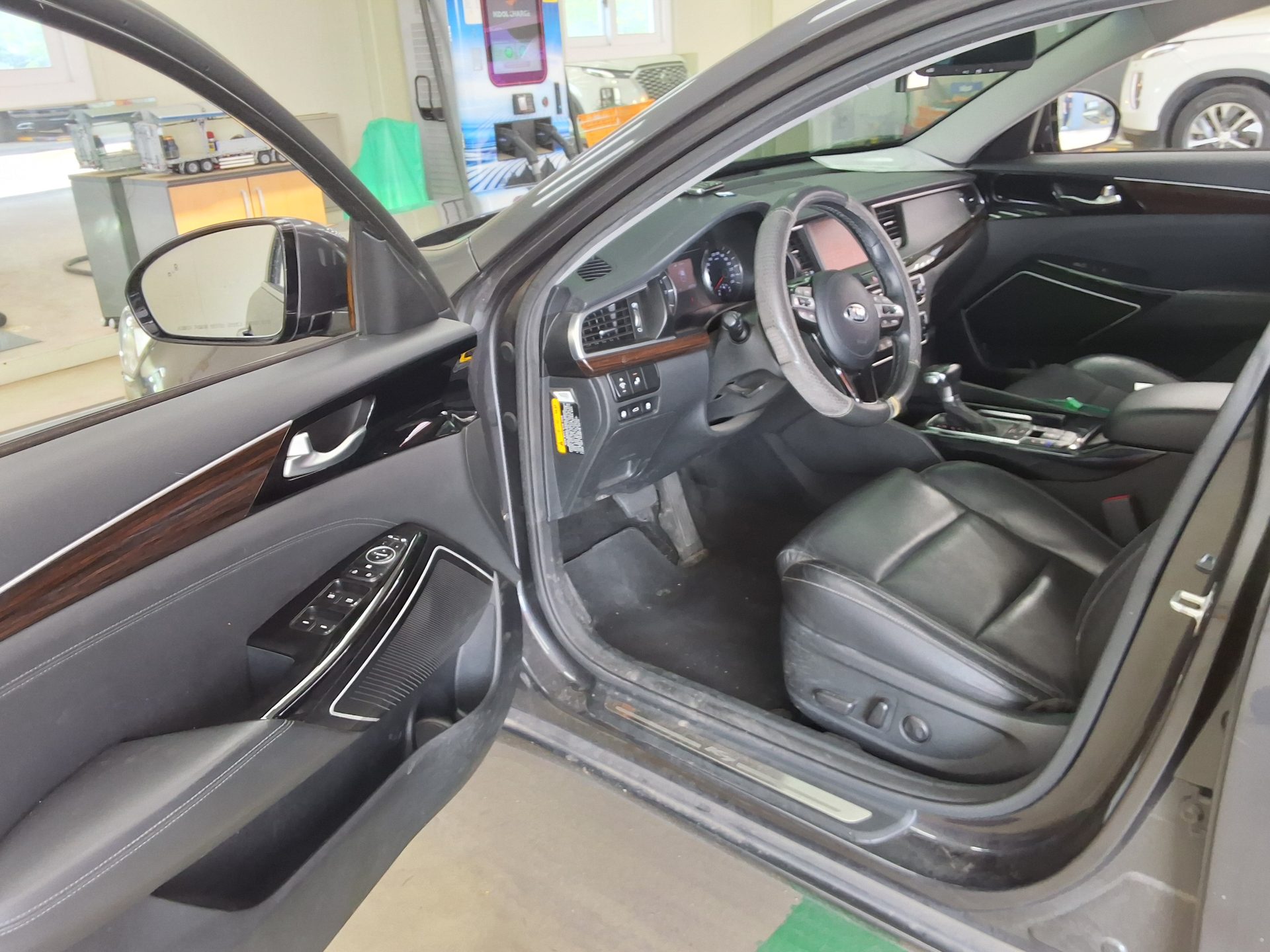2018 - kia k7