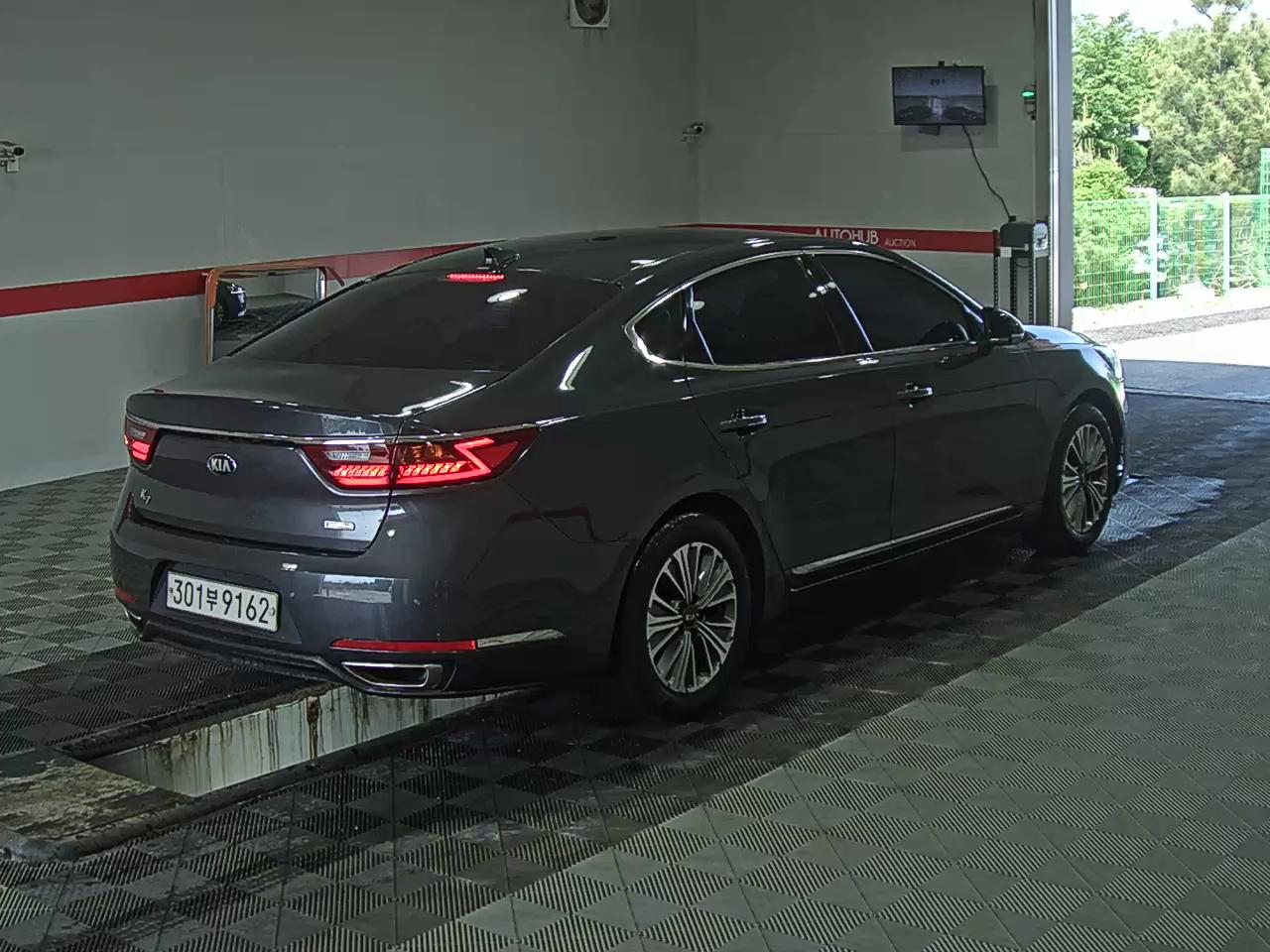 2019 - kia k7