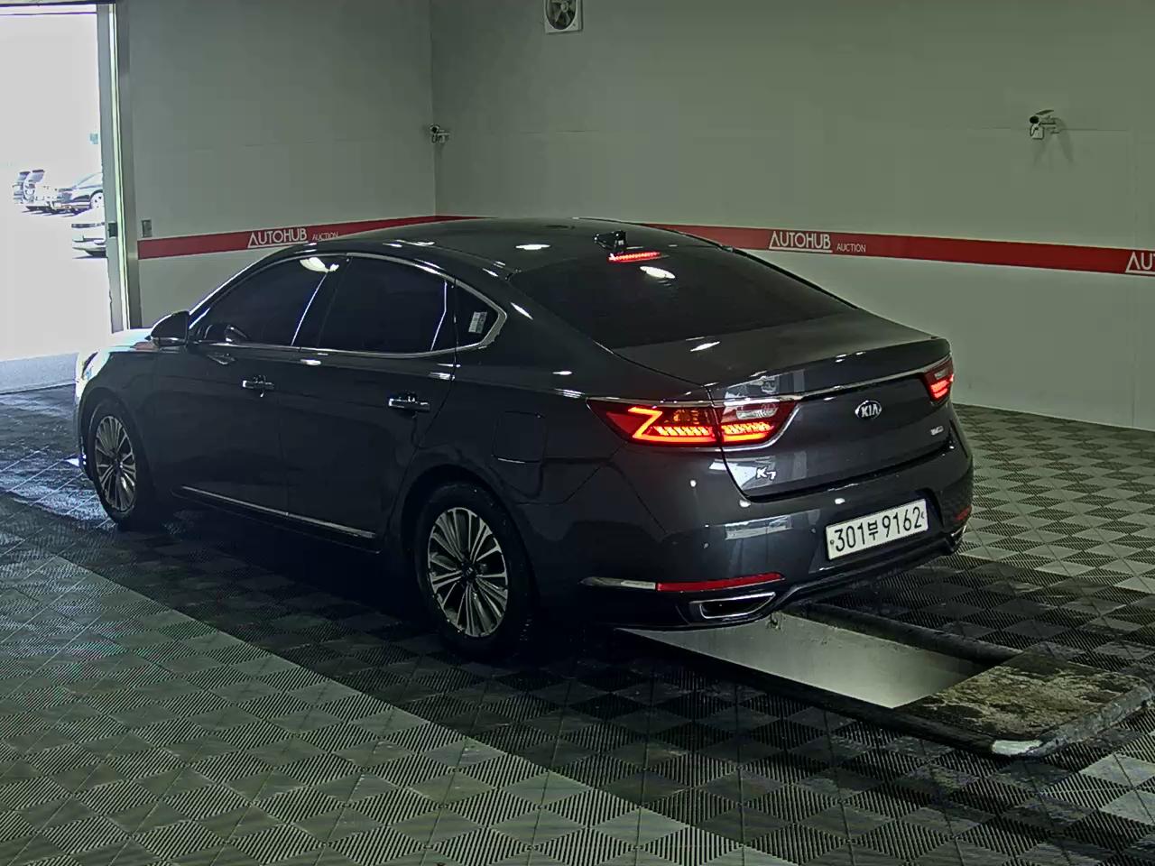 2019 - kia k7