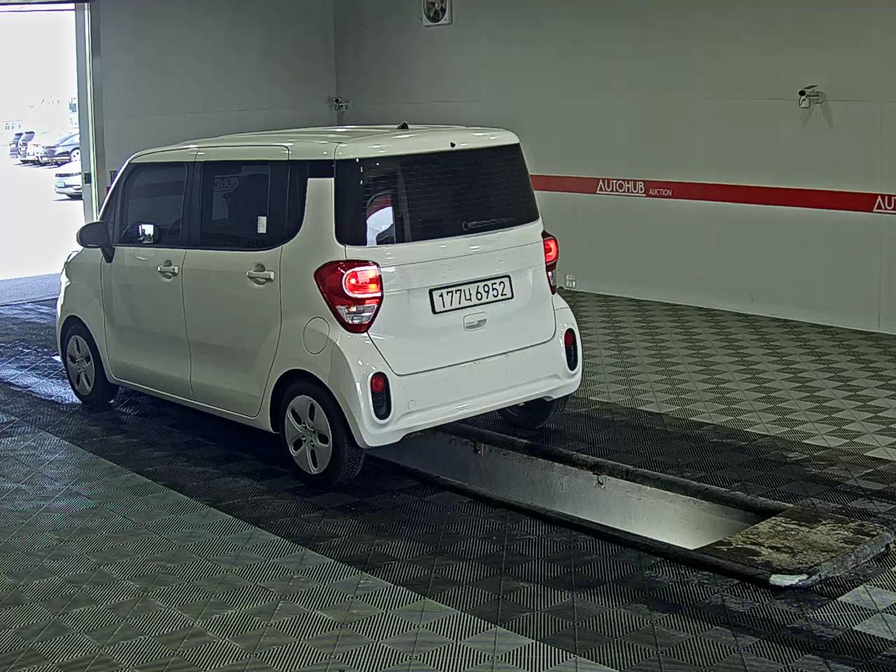 2022 - kia ray