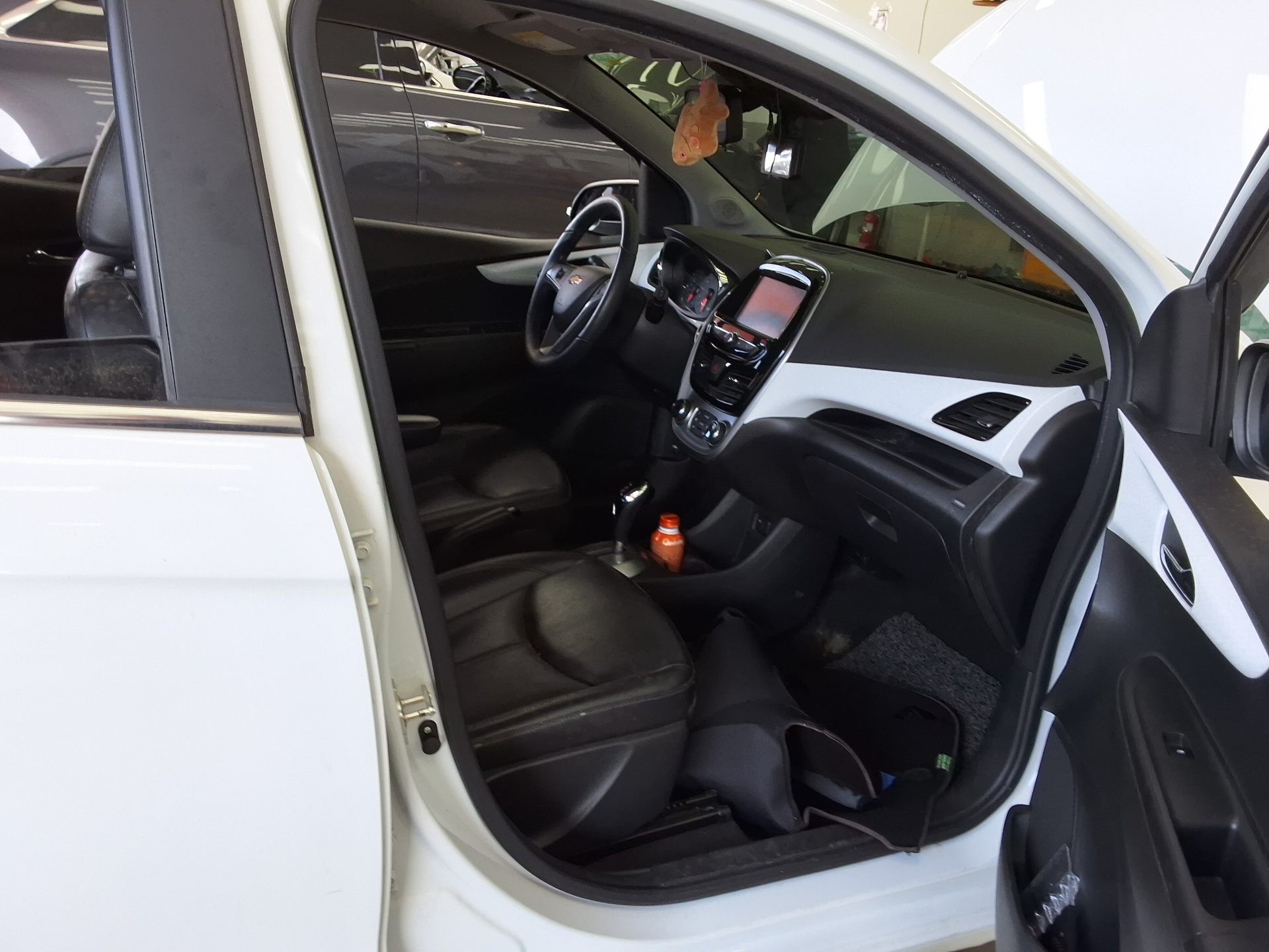 2016 - chevrolet spark