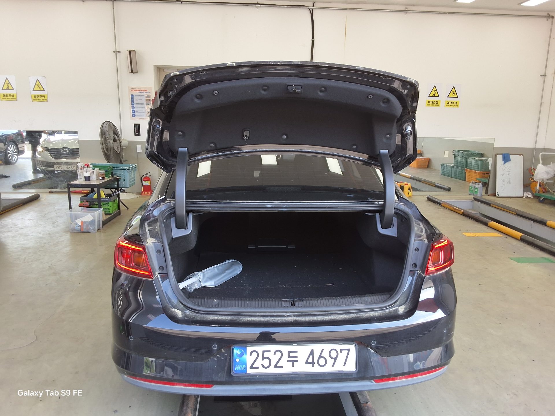 2019 - renault sm6