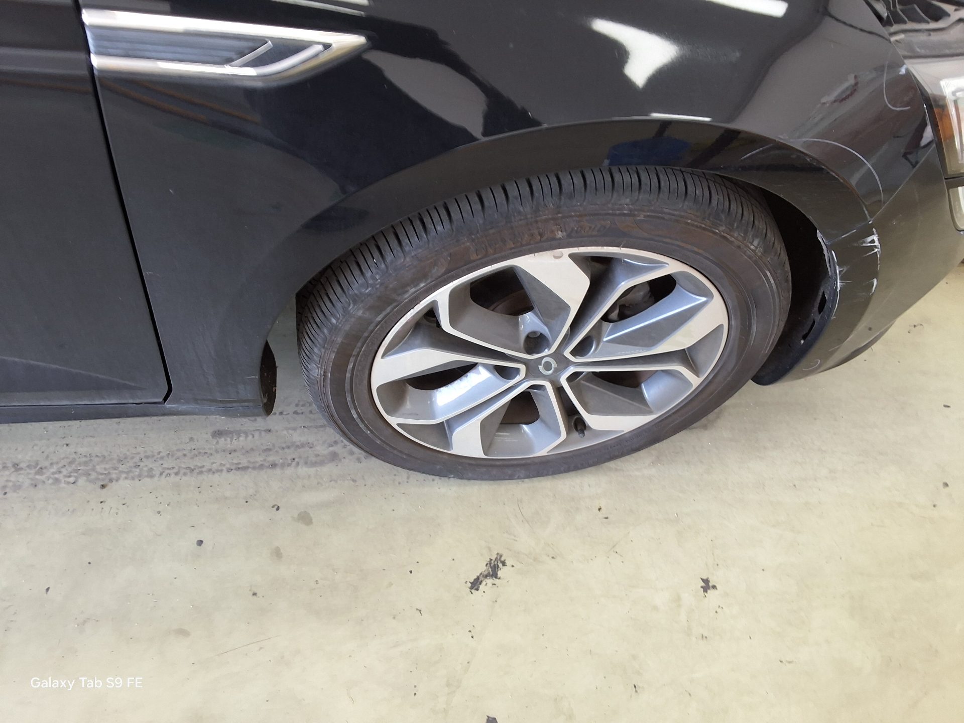 2019 - renault sm6