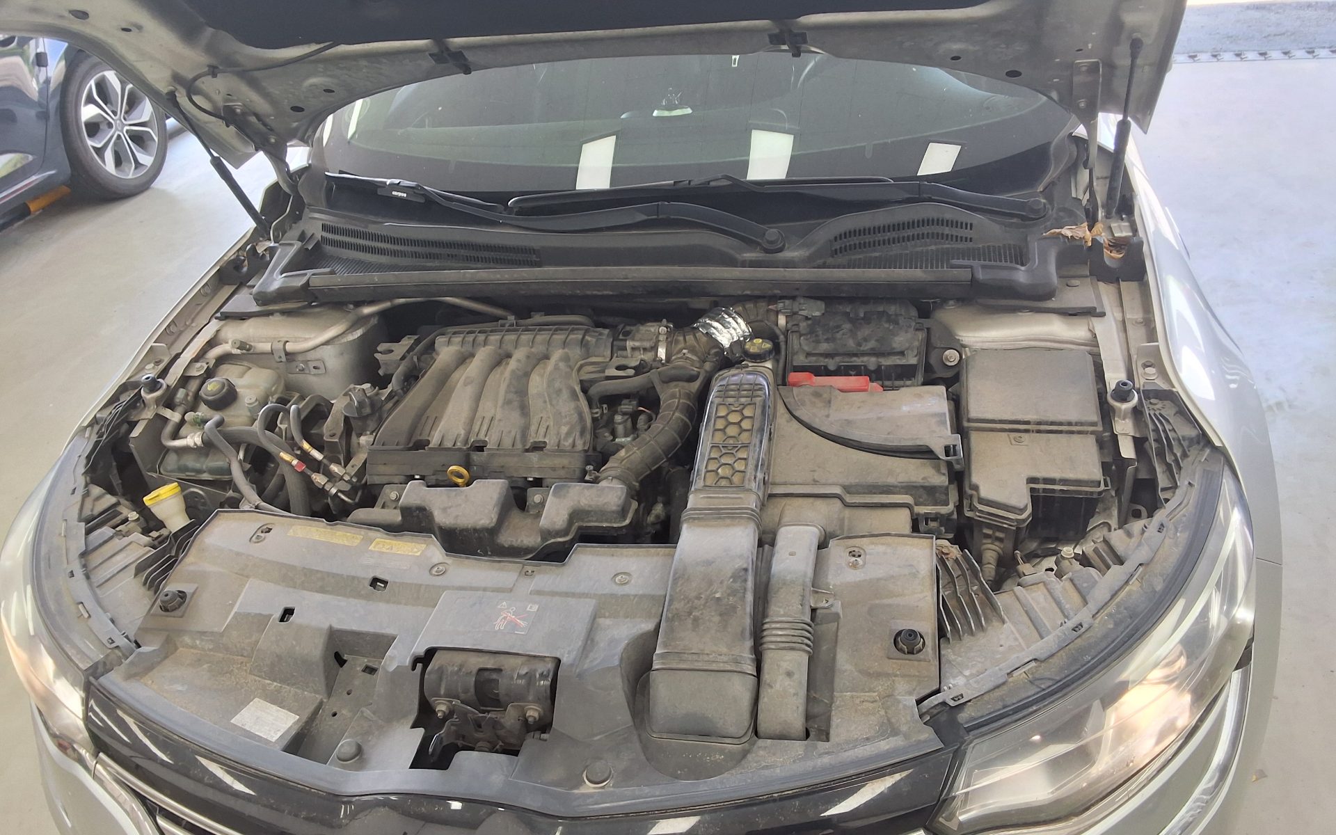 2019 - renault sm6