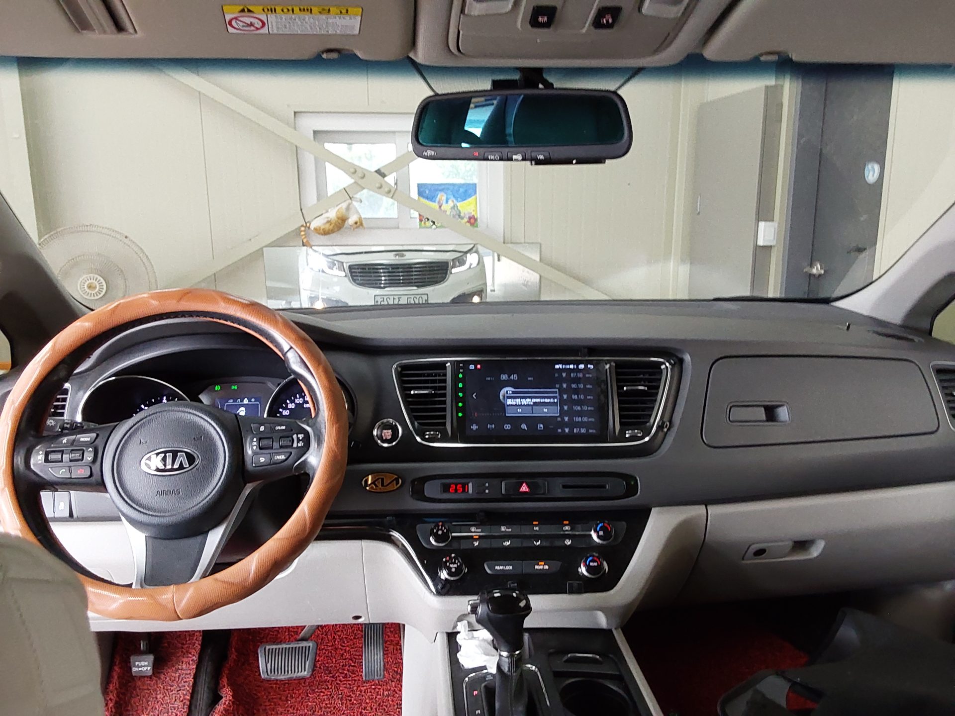 2016 - kia carnival