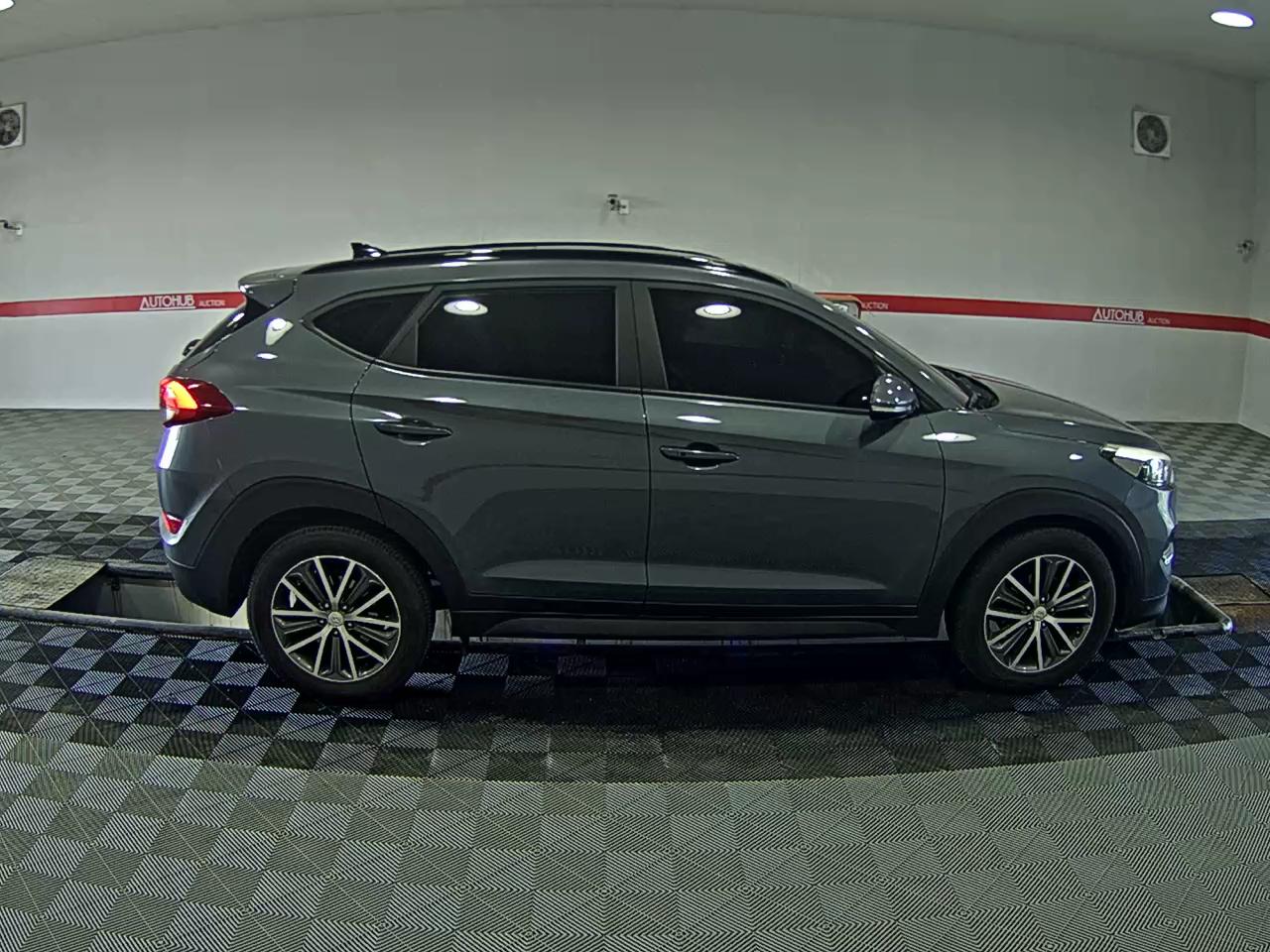 2016 - hyundai tucson