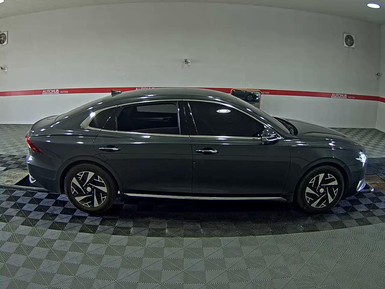 2021 - hyundai grandeur