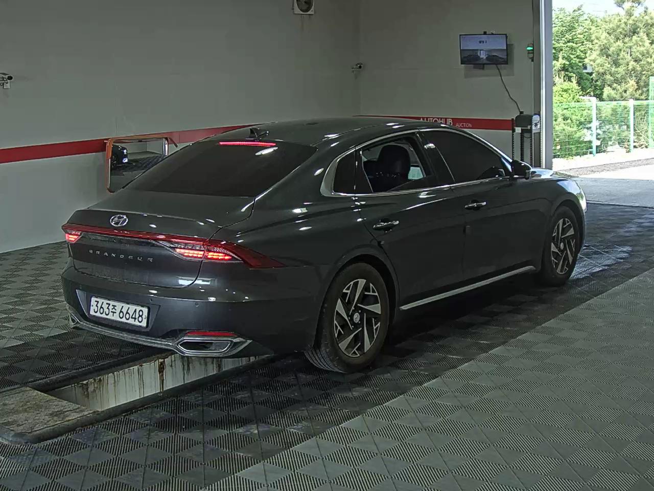 2021 - hyundai grandeur