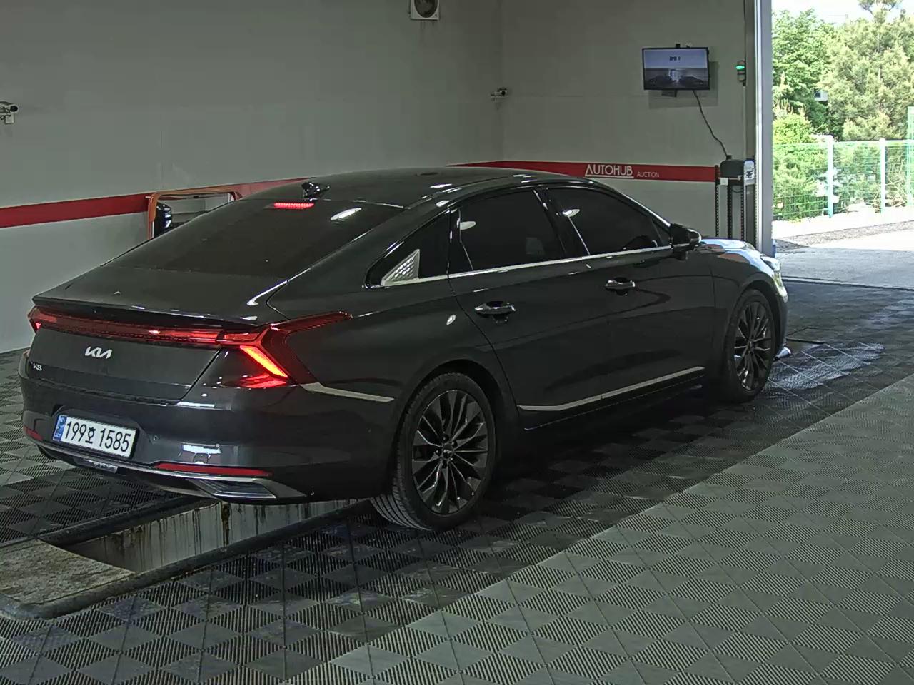 2024 - kia k8